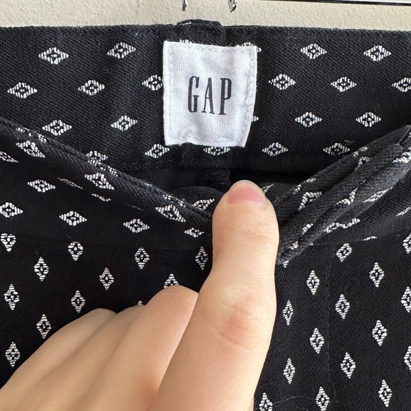GAP Signature Skinny Ankle Pants, Black and White Diamond Print Pants, Size 10 - Picture 9 of 16